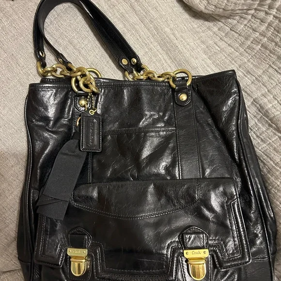 Coach vintage black leather purse - Picture 2 of 11